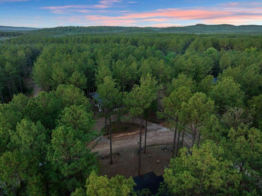 Ember Skye Cabin - 2 Bdr & Bunk Nook/2.5 Bath Broken Bow Exterior foto